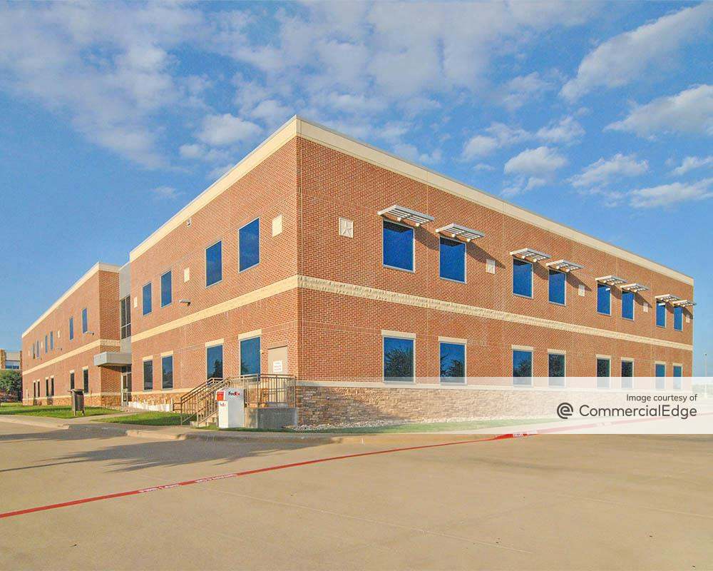 Sunnyvale Medical Plaza 341 Wheatfield Drive, Sunnyvale, TX Office